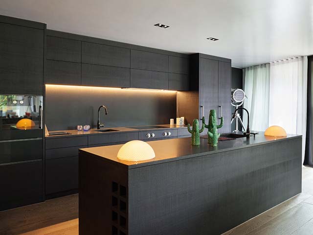 contemporary newly fitted kitchen